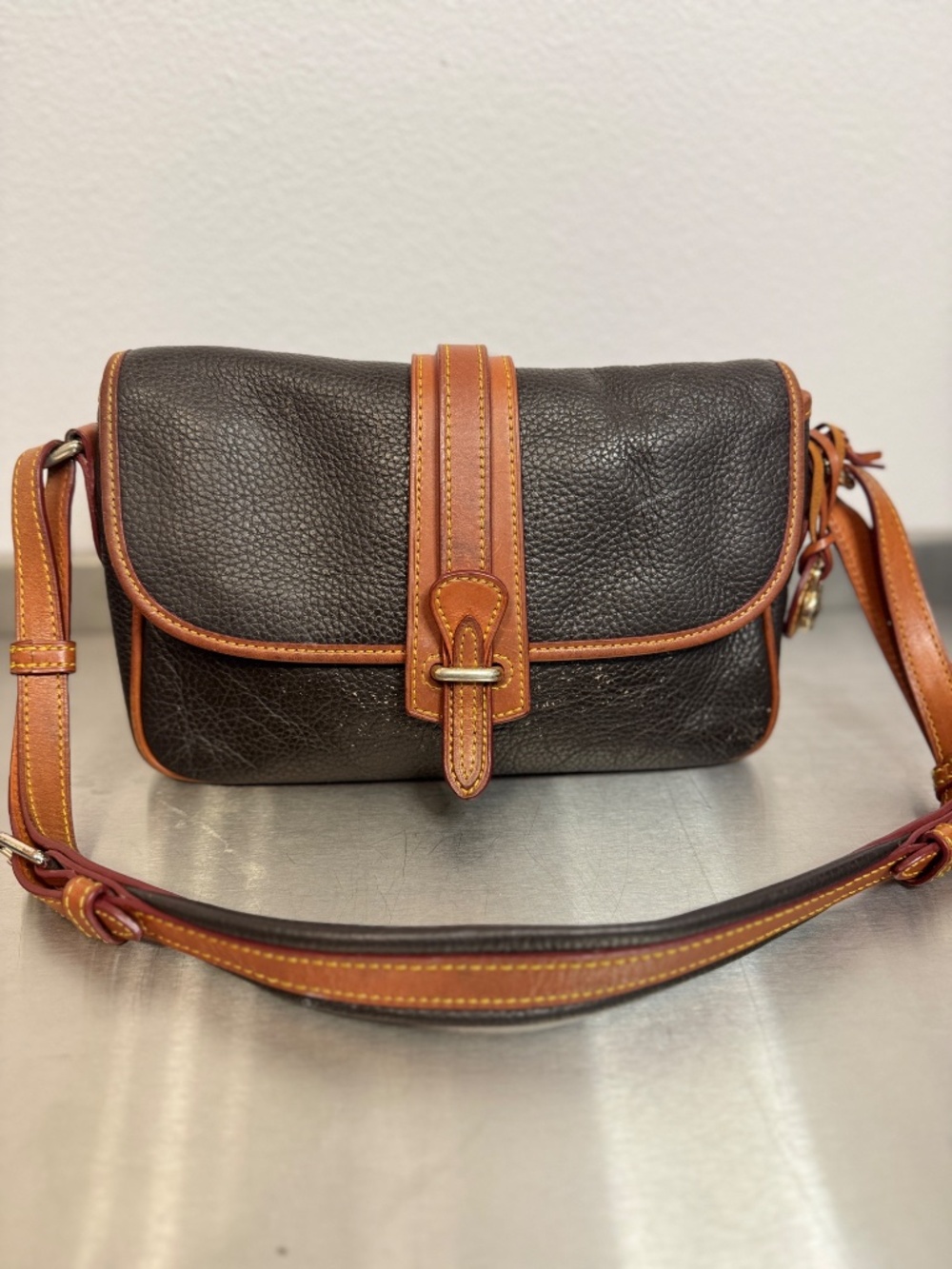 Vintage Dooney & Bourke Essex AWL Leather Crossbody
